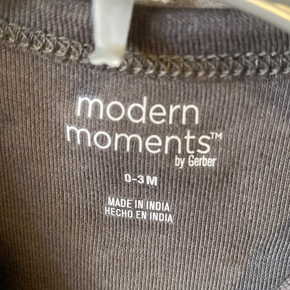 Baby Stars Onesie Size 0-3 Months NEW - Picture 3 of 4